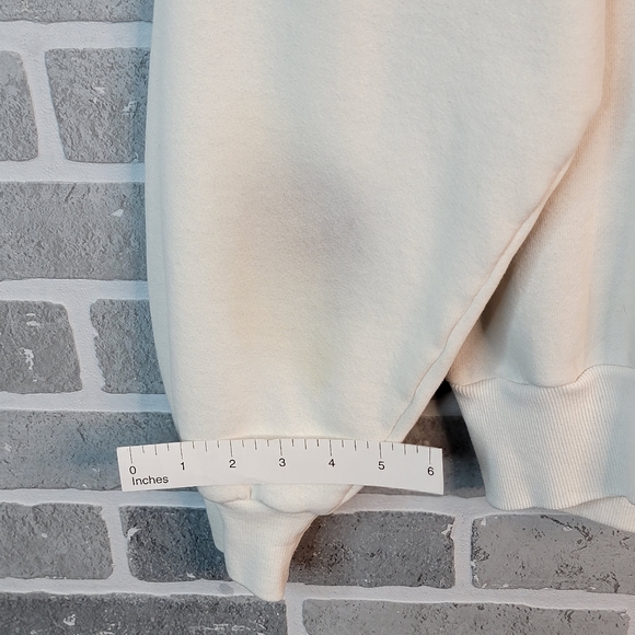 Cacun Embroidered Vintage Grandma Sweatshirt Crewneck Women's Size L - Picture 7 of 16